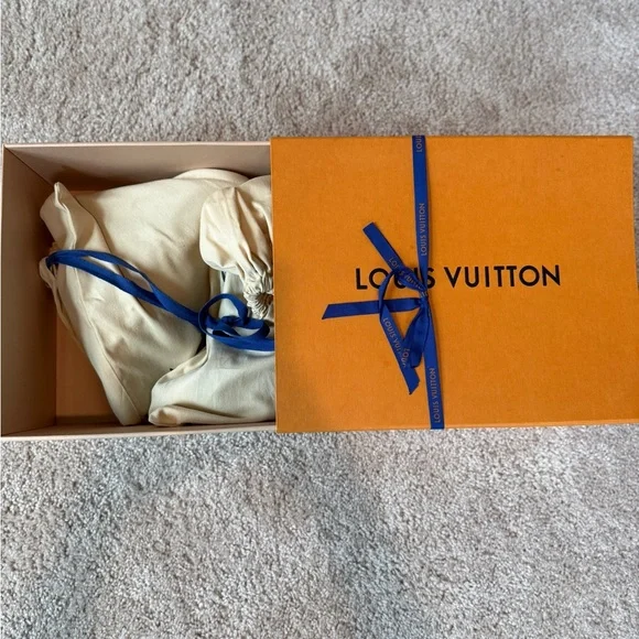 Louis Vuitton Black Ankle Boots with Monogram Heel - Picture 3 of 3